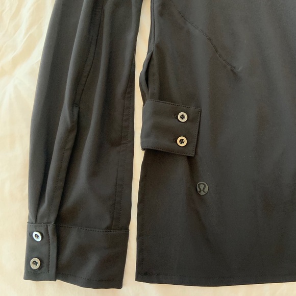 Lululemon Urbanite Button Down Shirt - Picture 3 of 8